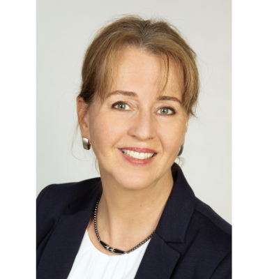 Alexandra Dekker - Immobilienvermarkterin