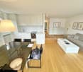 Magnifique Appartement de 3.5 Pièces en 1ère ligne du Lac, moderne avec place de parc couverte