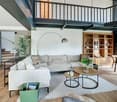 Sompteux chalet de 310 m2 , deux appartements à Mollens