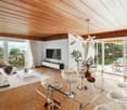 Vaste villa d'architecte sur les hauteurs de Lucens