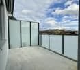 ZENTRAL MIT VERGRÖSSERTEM BALKON