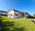 Exklusives Einfamilienhaus mit weitläufigem Garten und Panorama-Blick