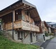 Charmant chalet avec vue sur les montagnes