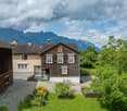 Doppeleinfamilienhaus mit Baulandreserve