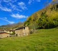"Bel terreno edificabile in splendida posizione tranquilla e soleggiata"