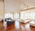 15MIN VON ESTAVAYER: VILLA MIT SICHT AUF DEN NEUENBURGERSEE