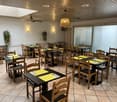 RESTAURANT TRÈS LUMINEUX