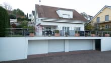 ANSICHT VON DER STRASSE