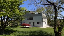 Vue de l'arrière de la maison avec une partie du parc