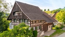 Bauernhaus mit grosszügier Scheune