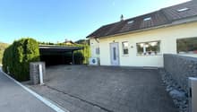 Aussenansicht mit Carport