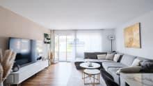 Wohnzimmer / Living Room