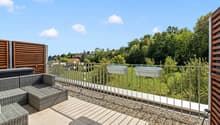 Obere Terrasse mit Blick ins Grüne