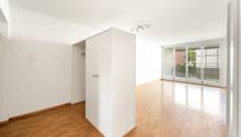 Eingangsbereich mit Blick ins Wohnzimmer
