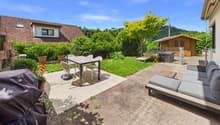 Gartensitzplatz im unteren Erdgeschoss