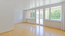 Wohnzimmer mit Essbereich