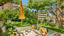 Gartensitzplatz mit Pergola