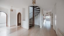 Listing picture