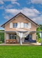 Maison jumelle avec terrasse et jardin