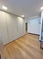 atrio ingresso con armadiature / Eingangshalle mit Schränken / entrance hall with cabinets