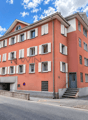 Klare Kanten an der Gasse