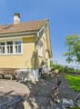 Ansicht Liegenschaft mit Terrasse