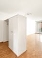 Eingangsbereich mit Blick ins Wohnzimmer