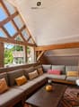 Ein besonderes Highlight der 3.5-Zimmer-Maisonette erwartet Sie auf der zweiten Wohnebene: die grosszügige Loggia.
