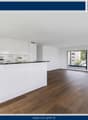 Hochwertige Designküche mit viel Stauraum und elegantem Wohnambiente
