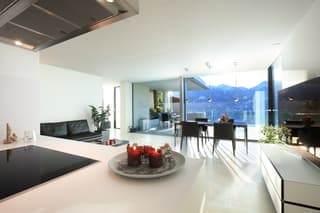 Luxus 4.5 Zi.-Wohnung mit Seesicht und Terrasse (16) (2)