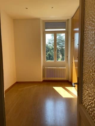 Affittasi appartamento in villa signorile  a Massagno (4)