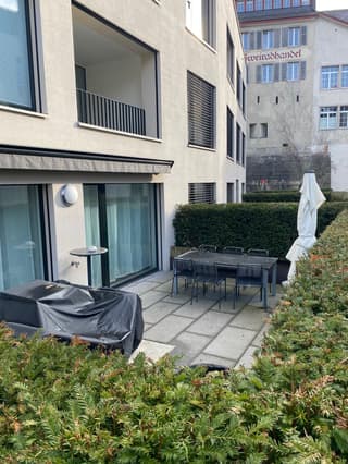Exklusive Parterre-Wohnung inkl. Gartensitzplatz im Herzen der Stadt (3)