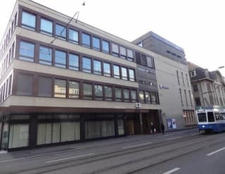 Geschäftshaus in Zürich.Arzt-Praxisgemeinschaft.Ärztehaus (2)