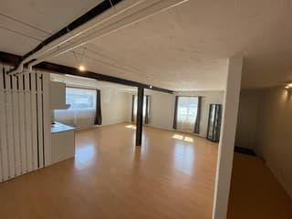 Atelier/Büro/Gewerberaum in Tann (2)