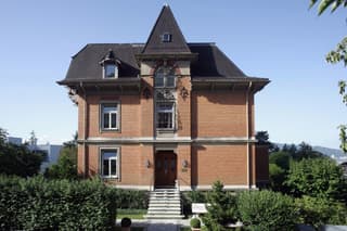 Villa am Zürichberg mit Wohnhaus (3)