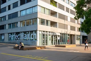 Urbane, helle und ruhige 3.5-Zi.-Wohnung im Maagareal - im Herzen von Zürich (4)