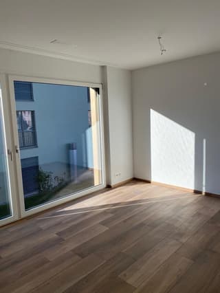 grosszügige 3.5 Zimmer NEUBAU Wohnung in Wetzikon ZH zu verkaufen ! (3)