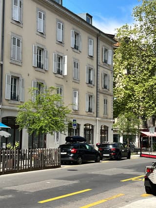 Apartment in Les Acacias (4)