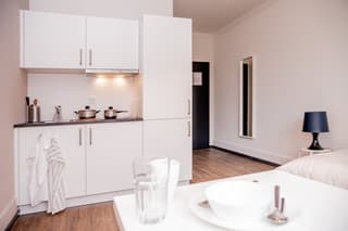 Moderne, komplett eingerichtete 1-Zimmer-Appartements nach Umbau 2020 (2)