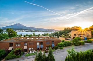 Wohnen an erstklassiger Luzerner Aussichtslage - Doppeleinfamilienhaus-Hälfte in Luzern (2)