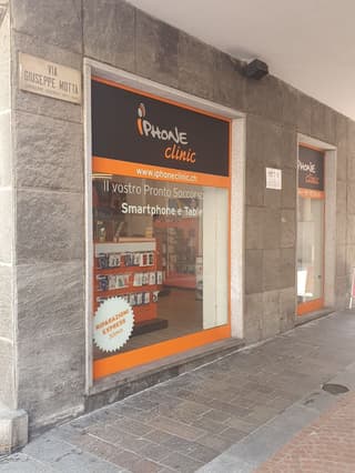 Store in the highly frequented Via Giuseppe Motta 1, 6900 Lugano (2)