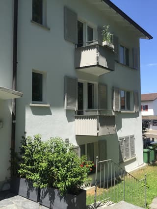 Nach Teilsanierung 4 1/2-Zimmer-Wohnung an zentraler Lage in Zürich-Schwamendingen (2)