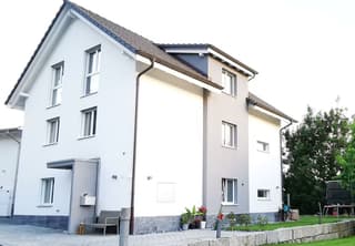 Villa in Ehrendingen - Zweifamilienhaus mit zwei grossen Wohnungen 267m2 (4)