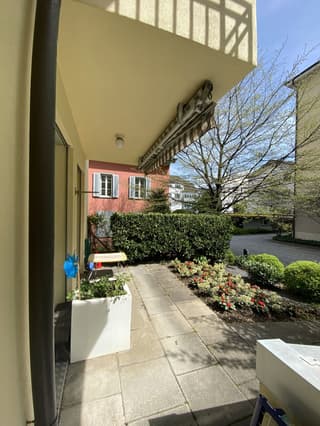Einmalige Gelegenheit - 4 Zimmer Wohnung an zentraler Lage in Zürich (3)