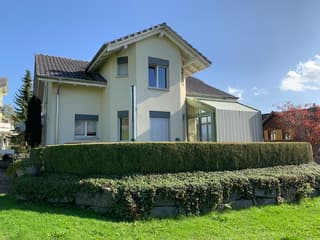 Einfamilienhaus mit Einlegerwohnung an sonniger Lage in Ruswil (2)