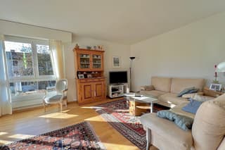Sonnige und ruhige Wohnung in Burgdorf (2)