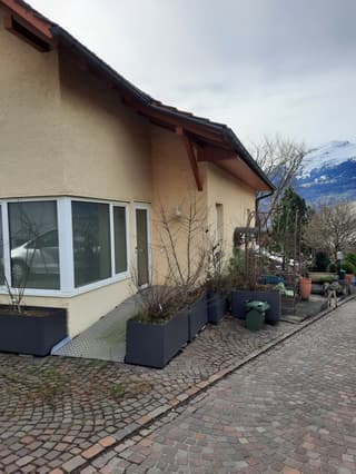 Mehrfamilienhaus mit traumhafter Aussicht ins Rheintal (4)