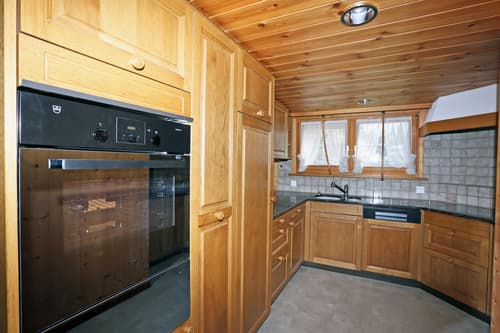 Küche mit Granitabdeckung / Geräte im 2019 ersetzt