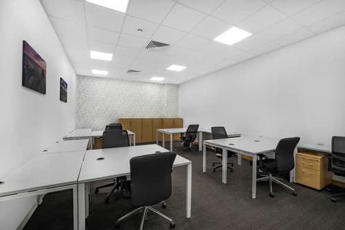 Bureaux prêts à déménager pour un total de 200 m2 en Regus Nyon Business Park