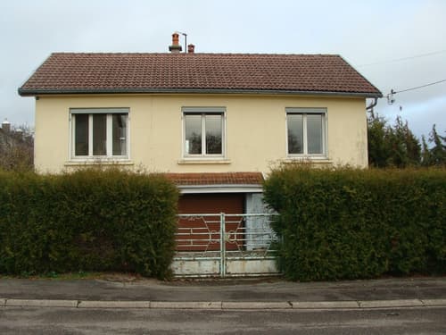 Dpt Haute Marne (52), à vendre CHALINDREY maison P5 de 96 m² sur un